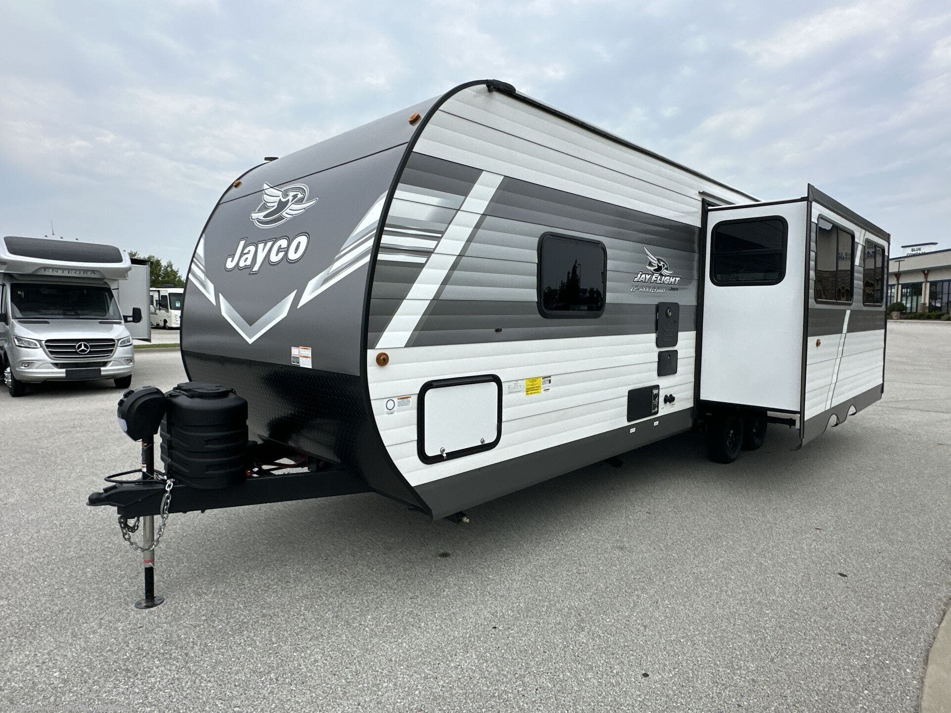 New 2027 Jayco Jay Flight 262RLS available in Altoona, Iowa