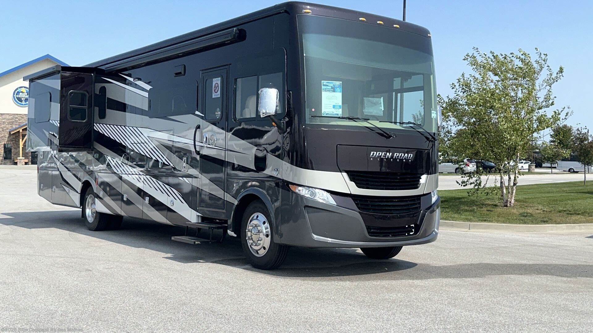2025 Open Road Allegro 36 UA by Tiffin from Blue Compass RV Des Moines in Altoona, Iowa
