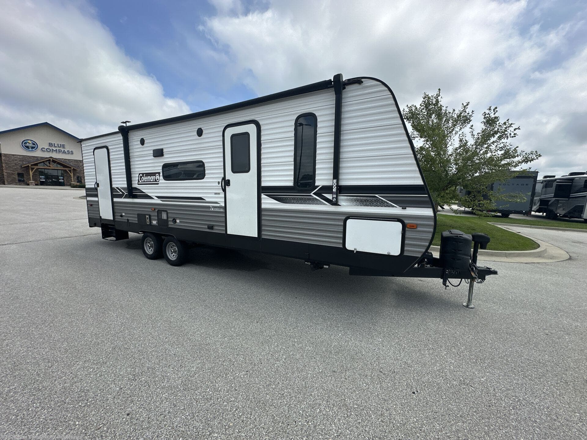 2022 Lantern Series 263BH by Coleman from Blue Compass RV Des Moines in Altoona, Iowa