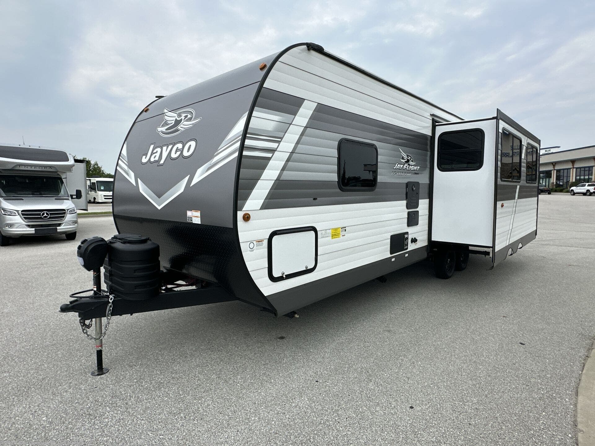 New 2027 Jayco Jay Flight 262RLS available in Altoona, Iowa