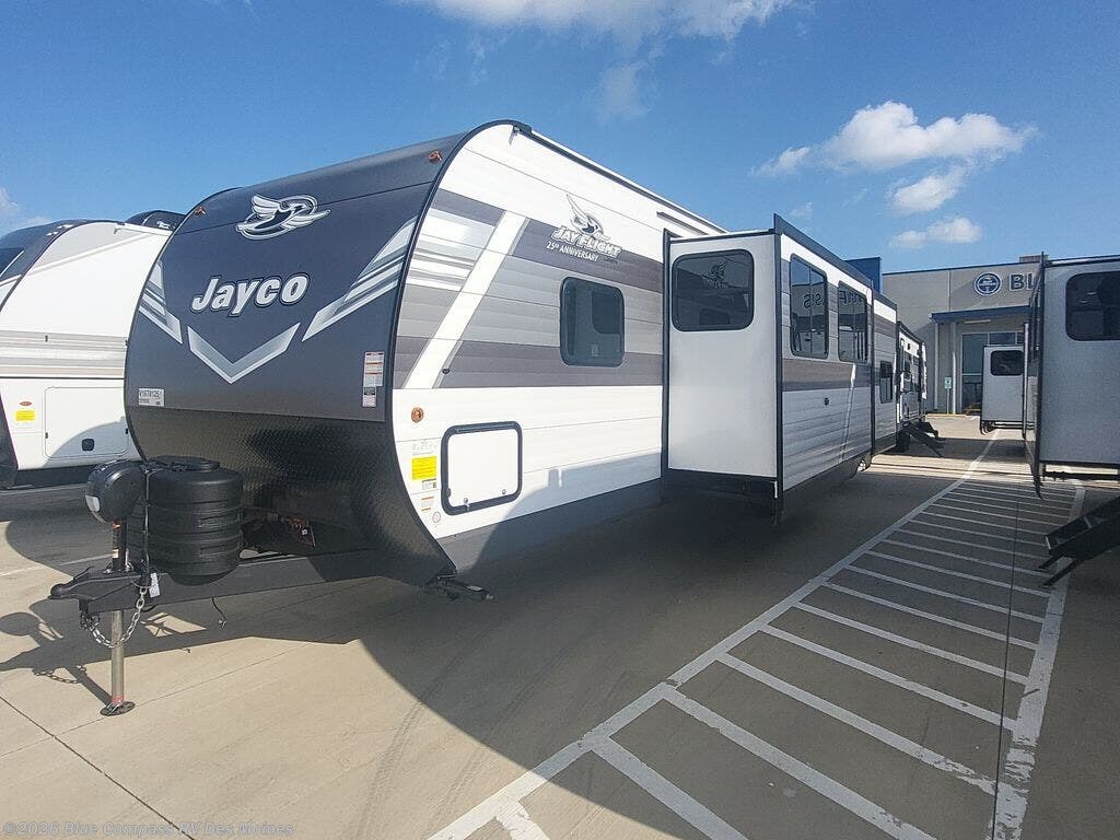 2027 Jay Flight 321BDS by Jayco from Blue Compass RV Des Moines in Altoona, Iowa