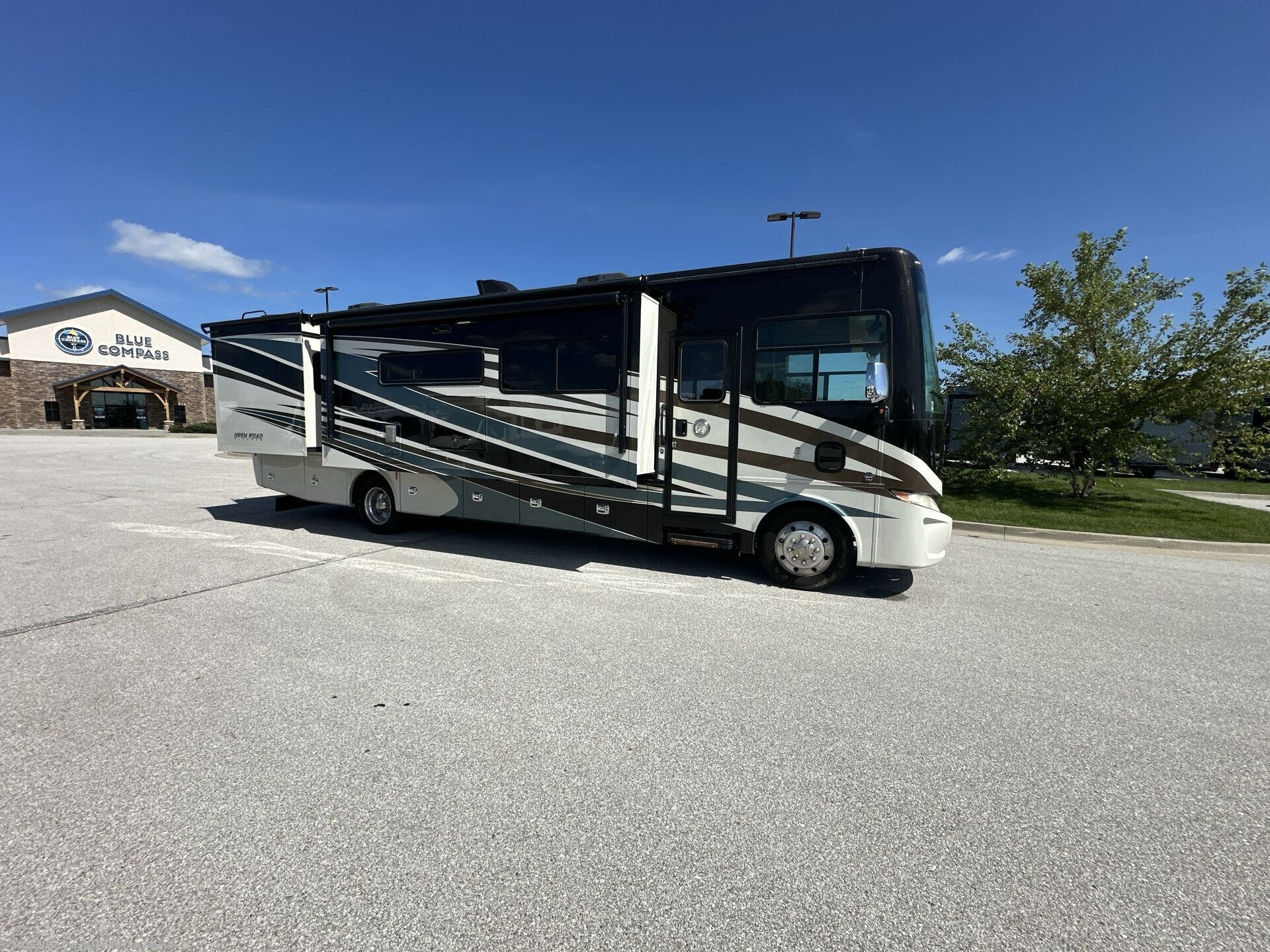 2019 Open Road Allegro 34 PA by Tiffin from Blue Compass RV Des Moines in Altoona, Iowa