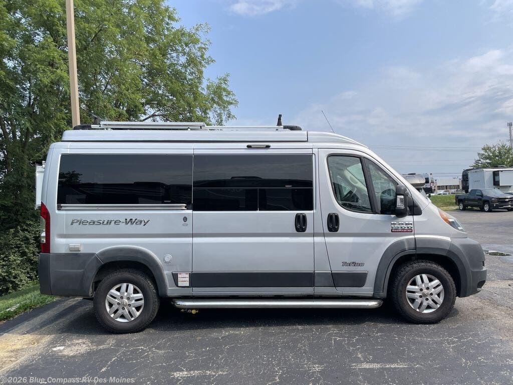 2019 Tofino Std. Model by Pleasure-Way from Blue Compass RV Des Moines in Altoona, Iowa