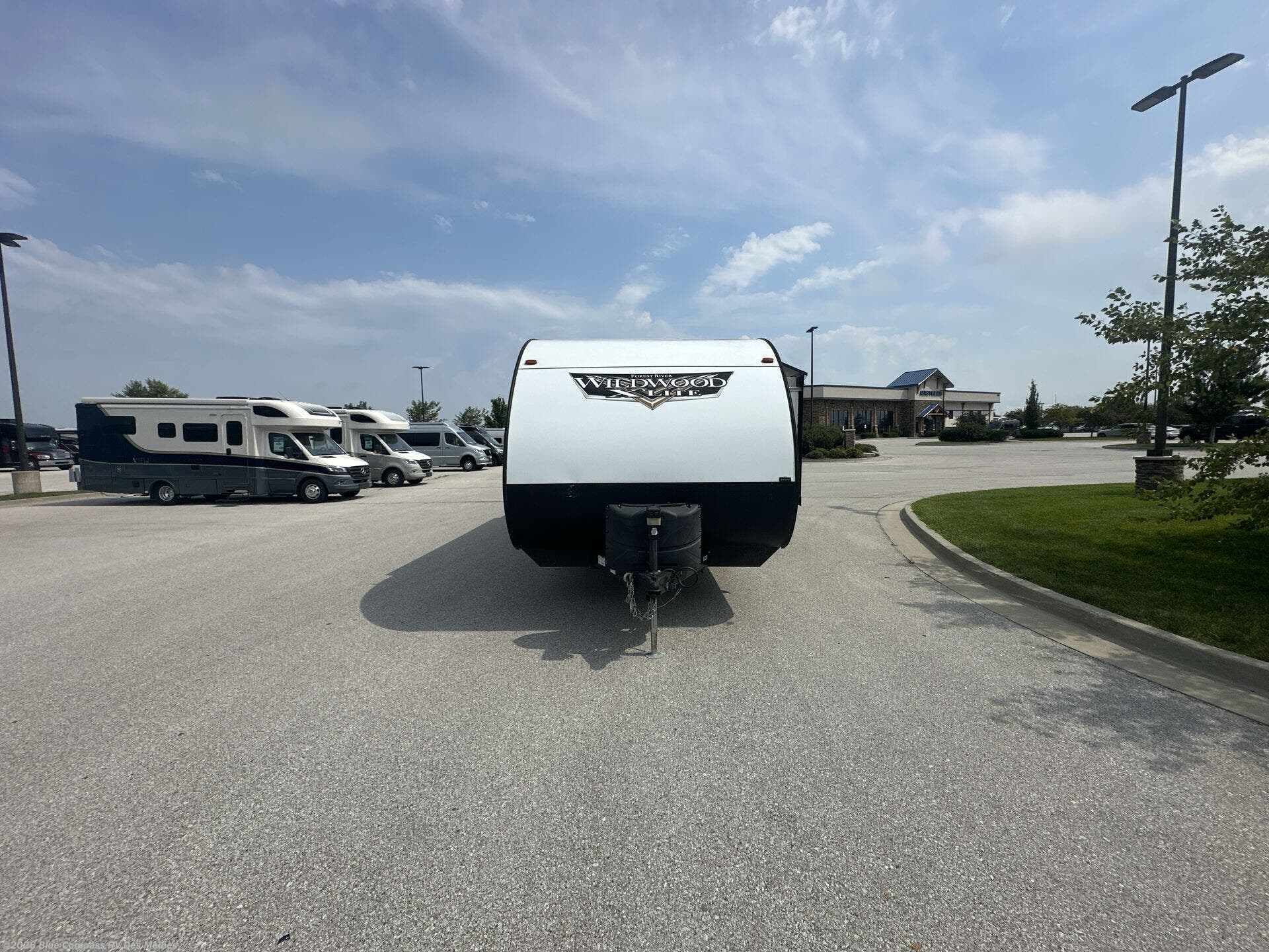 Used 2020 Forest River Wildwood 273QBXL available in Altoona, Iowa