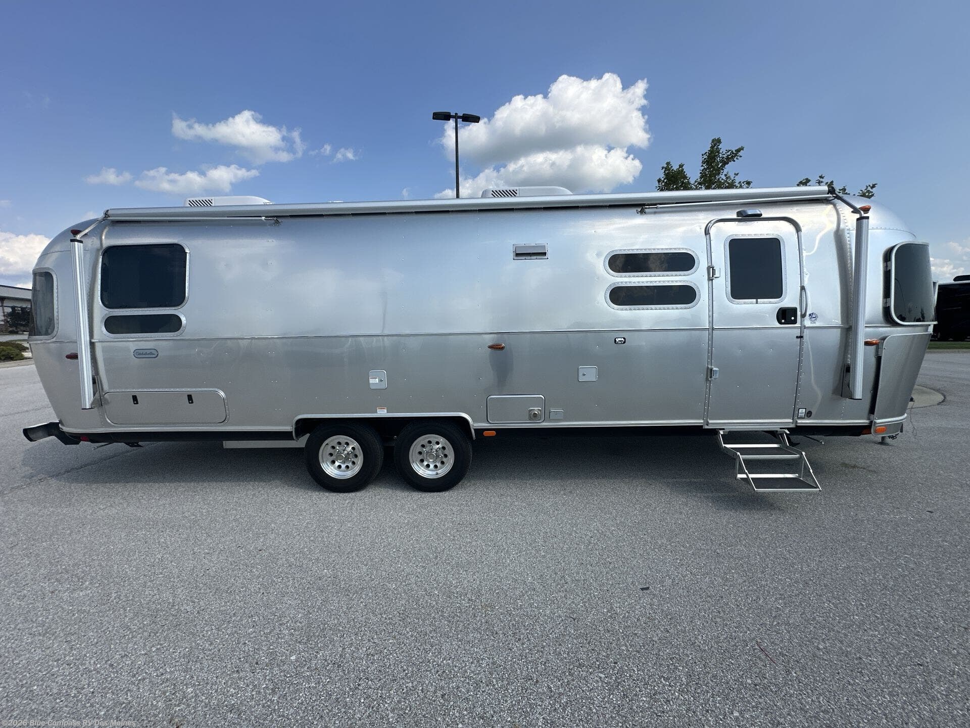 Used 2025 Airstream Globetrotter 30RB Twin available in Altoona, Iowa