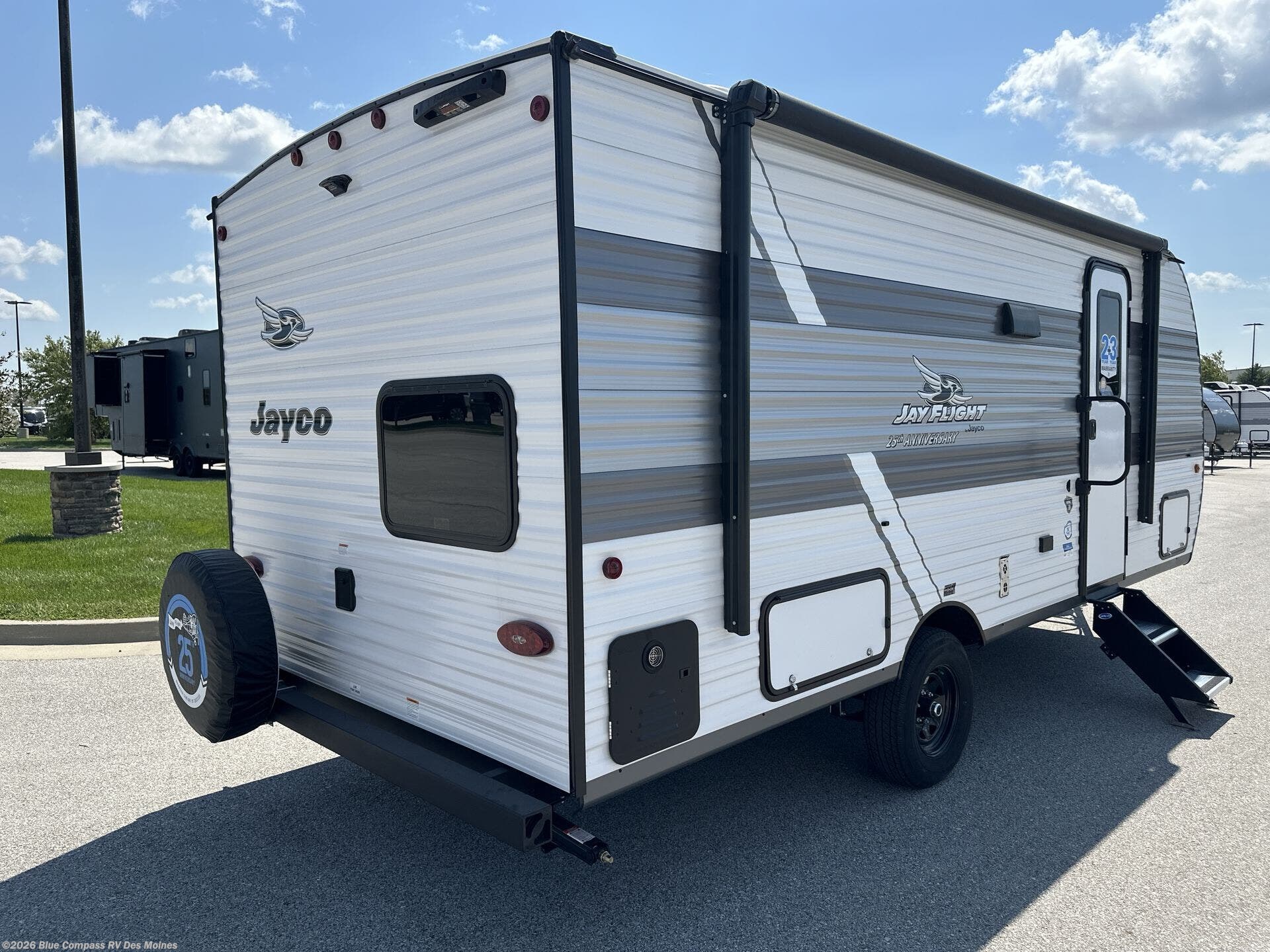 New 2027 Jayco Jay Flight 197MB available in Altoona, Iowa