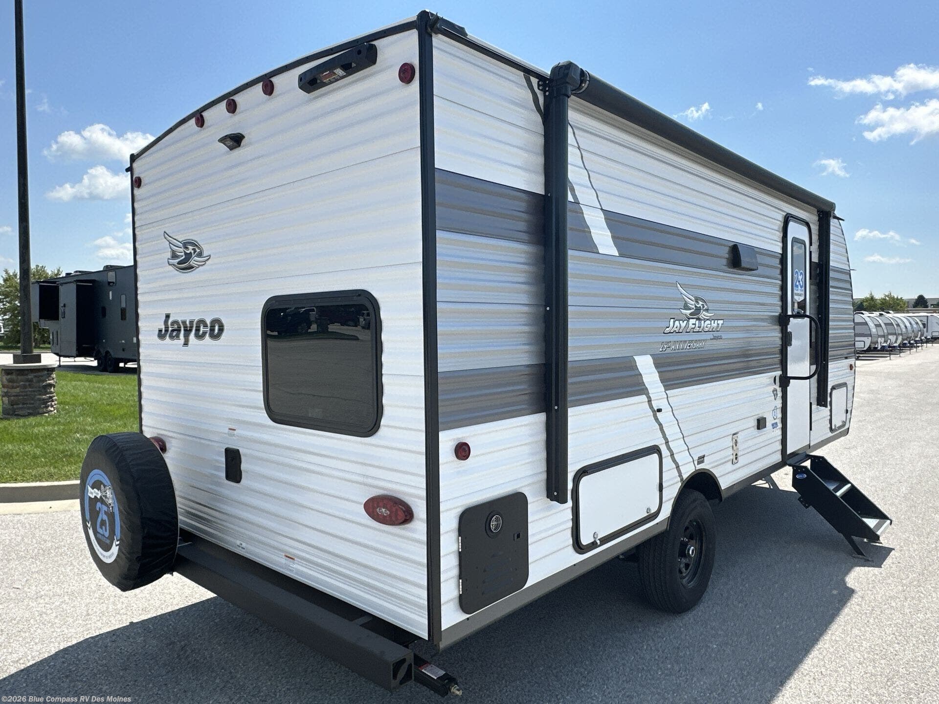 New 2027 Jayco Jay Flight 197MB available in Altoona, Iowa
