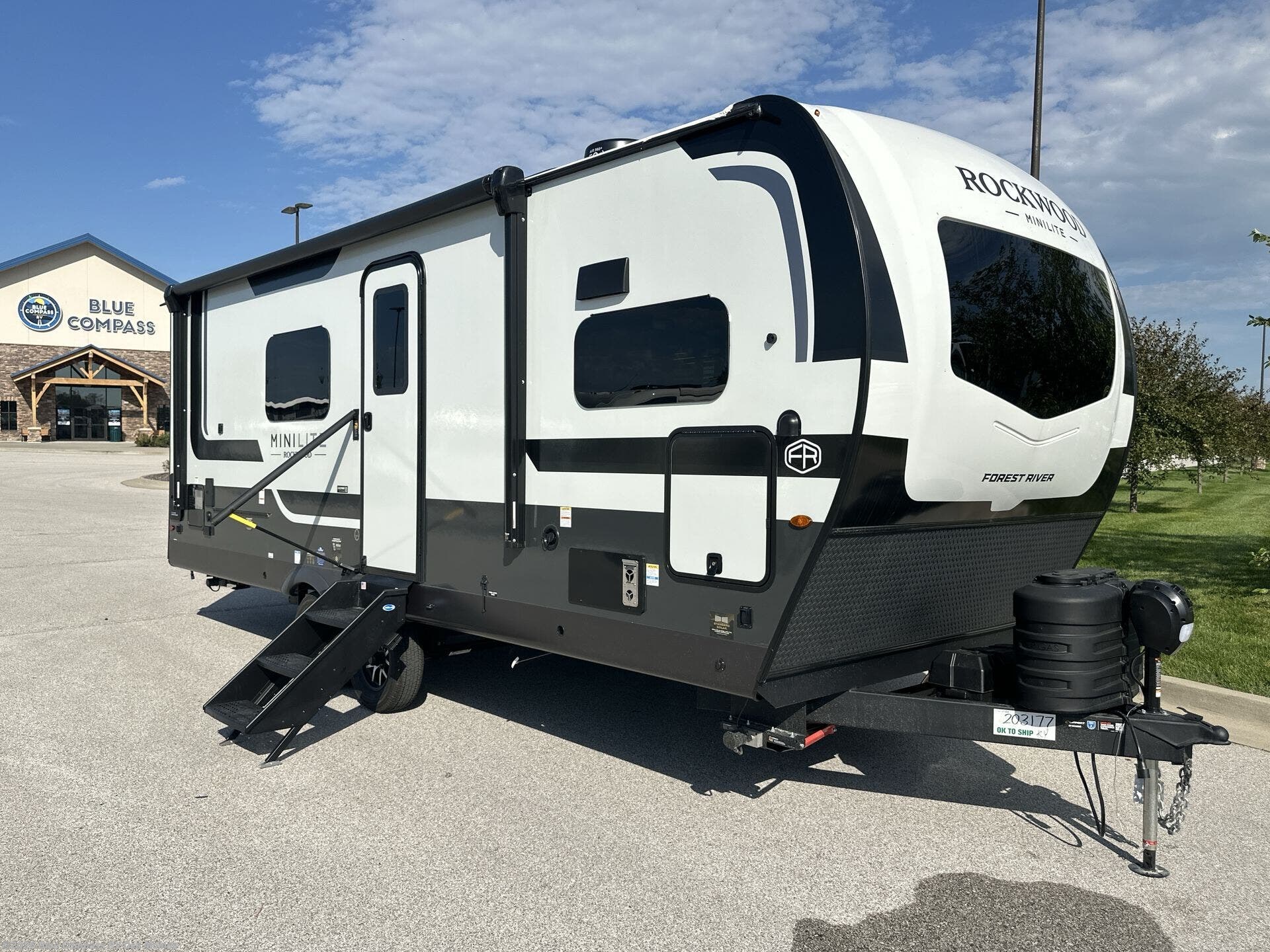 2027 Rockwood Mini Lite 2523MBR by Forest River from Blue Compass RV Des Moines in Altoona, Iowa