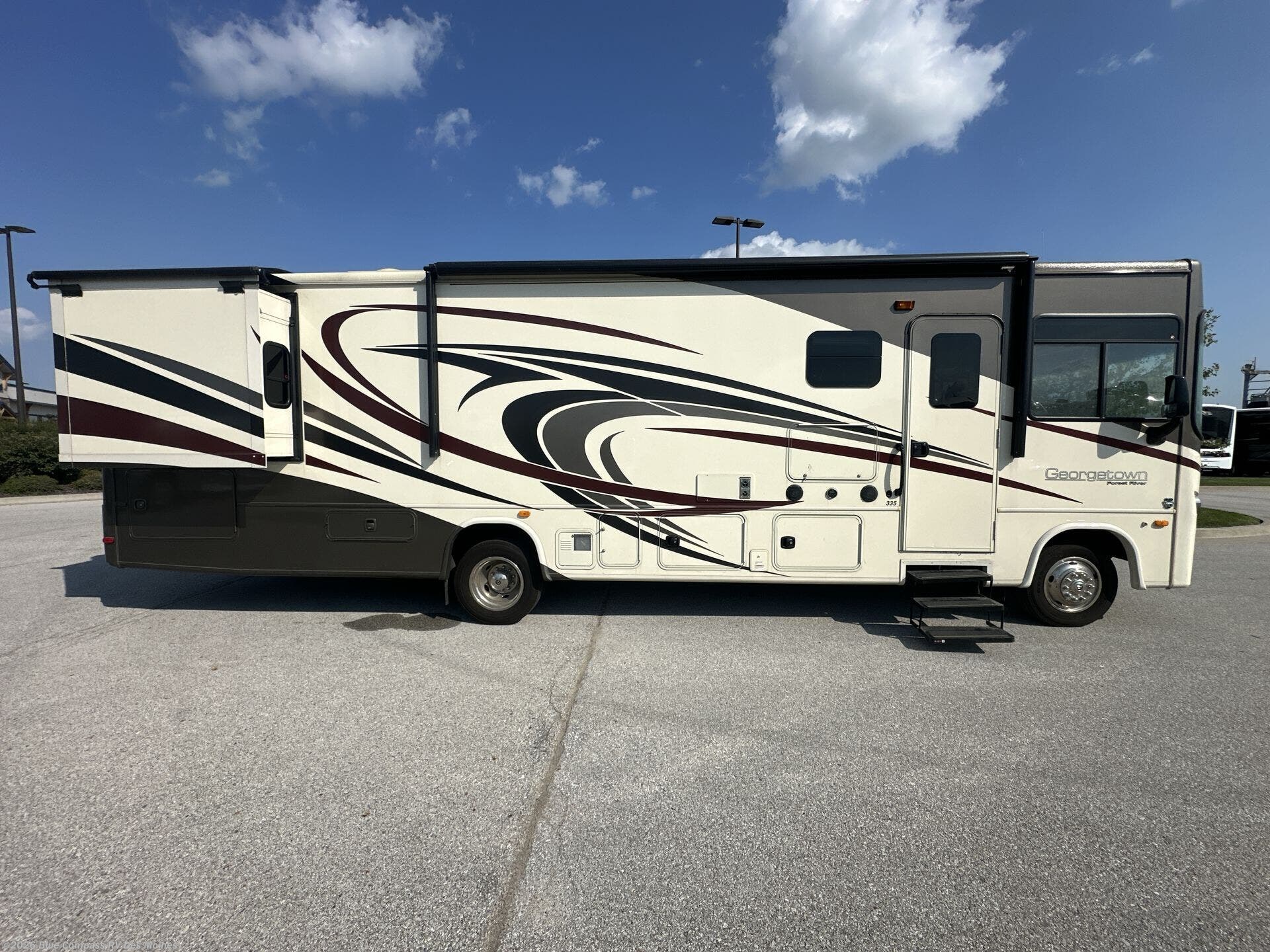 Used 2016 Forest River Georgetown 335DS available in Altoona, Iowa