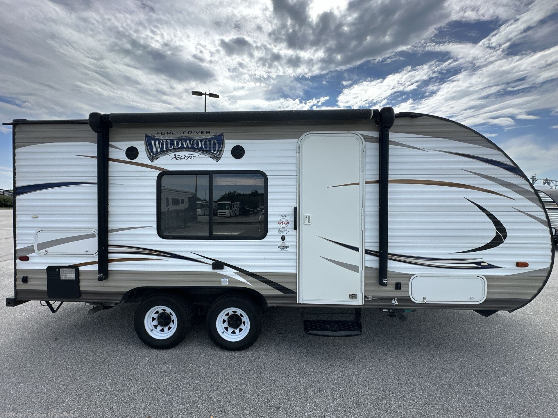 Used 2017 Forest River Wildwood X-Lite 171RBXL available in Altoona, Iowa
