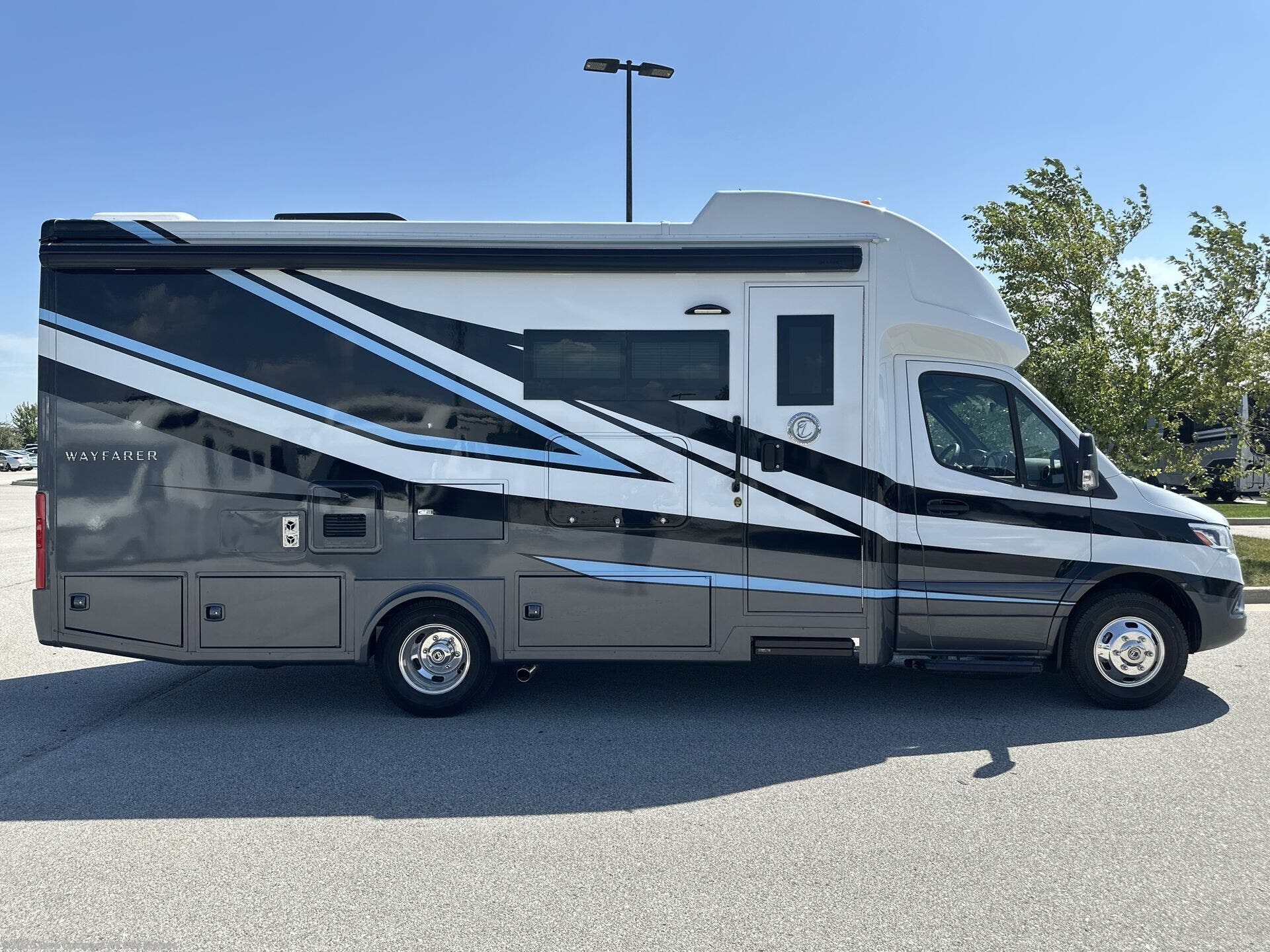 New 2027 Tiffin Wayfarer 25 RW available in Altoona, Iowa