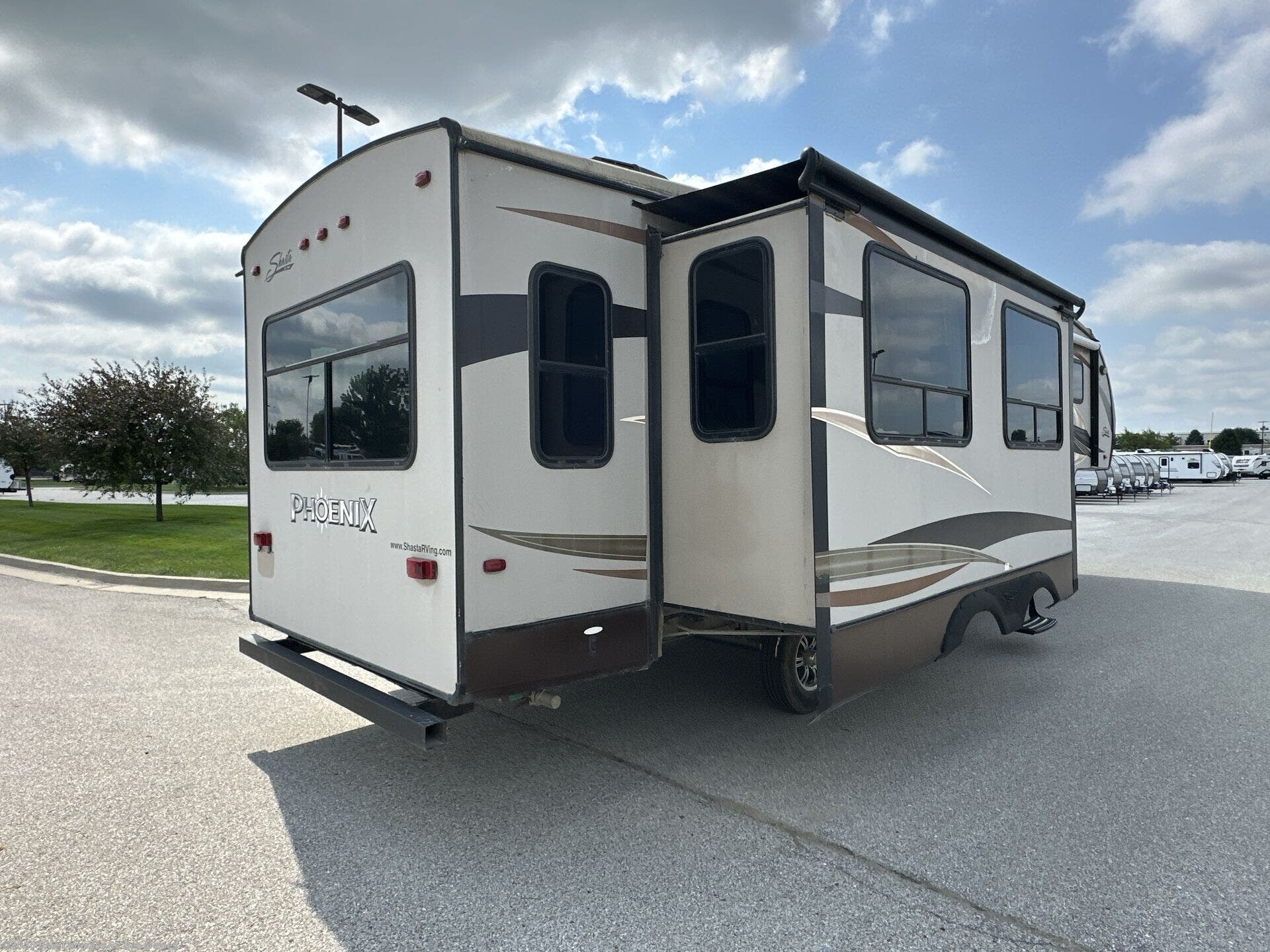 Used 2014 Shasta Phoenix 33CK available in Altoona, Iowa