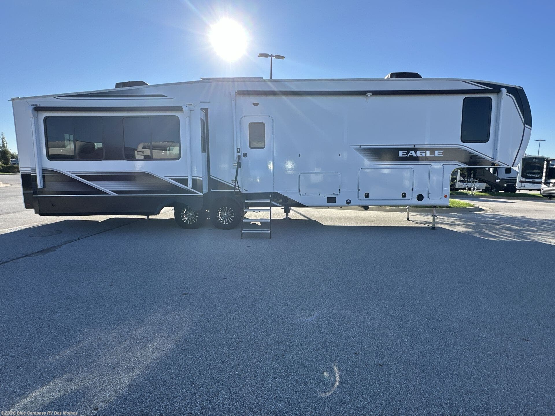 Used 2025 Jayco Eagle 355MBQS available in Altoona, Iowa