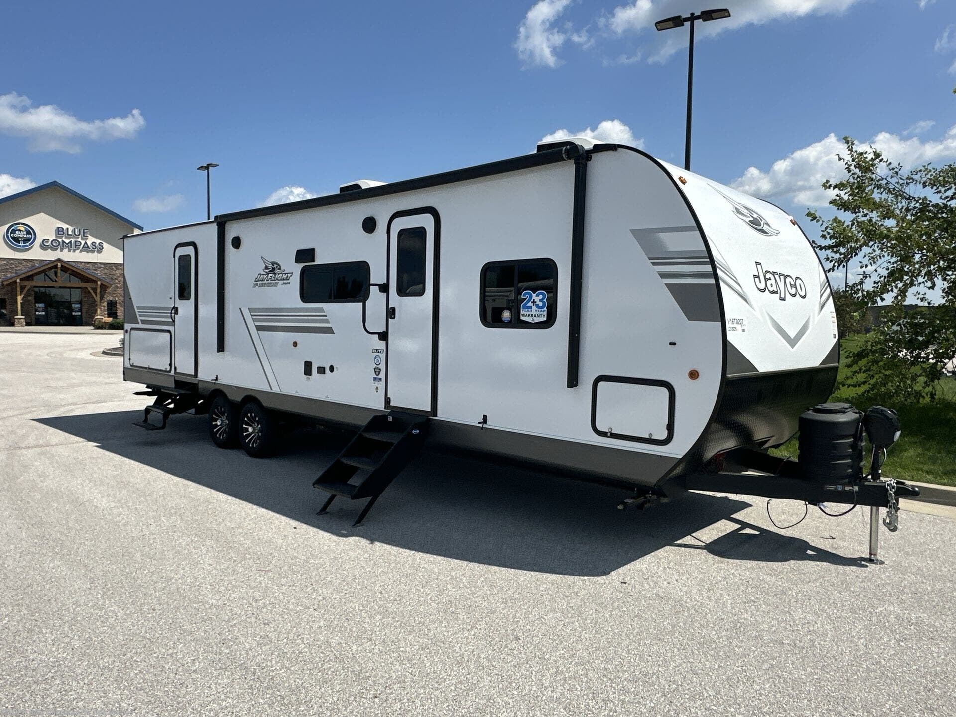 2027 Jay Flight 321BDS by Jayco from Blue Compass RV Des Moines in Altoona, Iowa