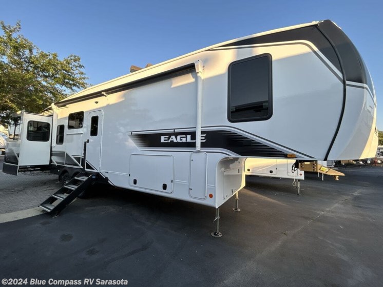 New 2024 Jayco Eagle 335RDOK available in Sarasota, Florida