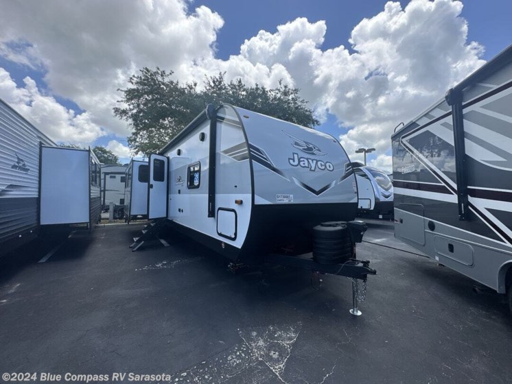 New 2025 Jayco Jay Flight 334RTS available in Sarasota, Florida