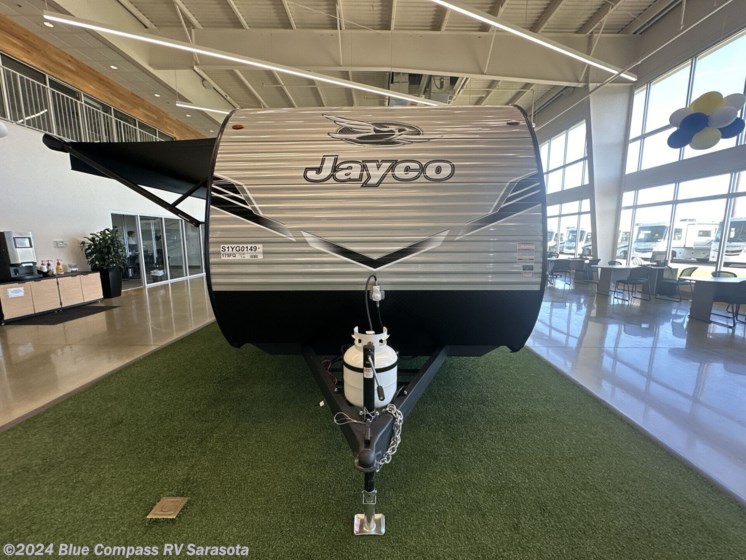 New 2025 Jayco Jay Flight SLX 175FQ available in Sarasota, Florida