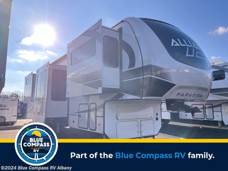 New 2024 Alliance RV Paradigm 385FL available in Latham, New York