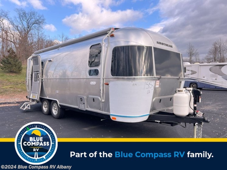 2024 Airstream Flying Cloud 25FB Twin RV for Sale in Latham, NY 12110