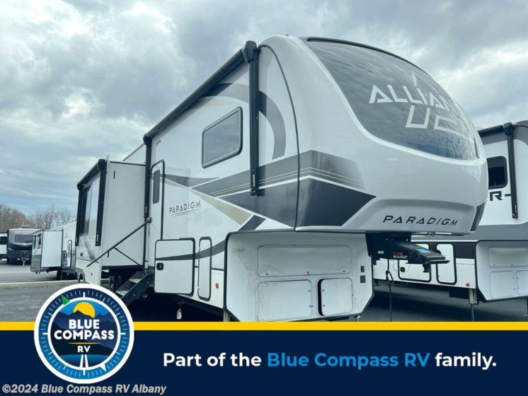 New 2024 Alliance RV Paradigm 395DS available in Latham, New York