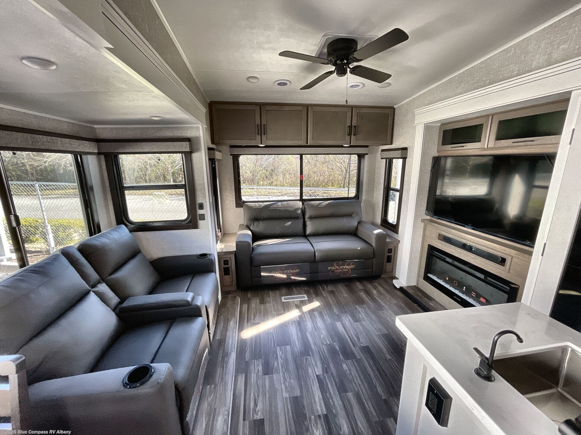 2025 Jayco Eagle 355MBQS RV for Sale in Latham, NY 12110 | T93181 ...