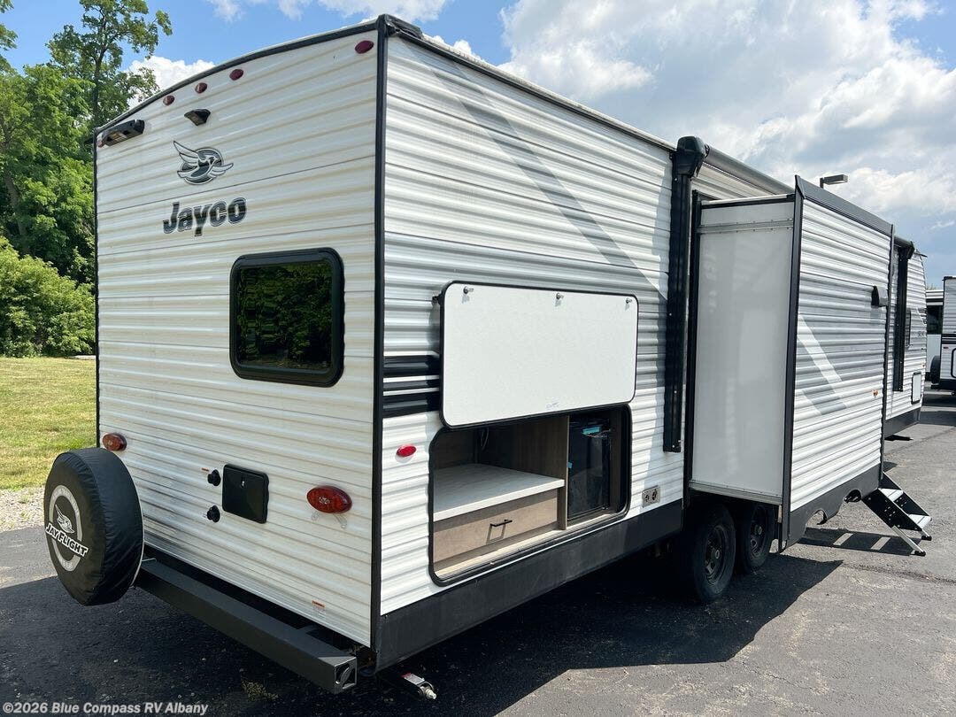 2025 Jay Flight SLX 333BTS by Jayco from Blue Compass RV Albany in Latham, New York