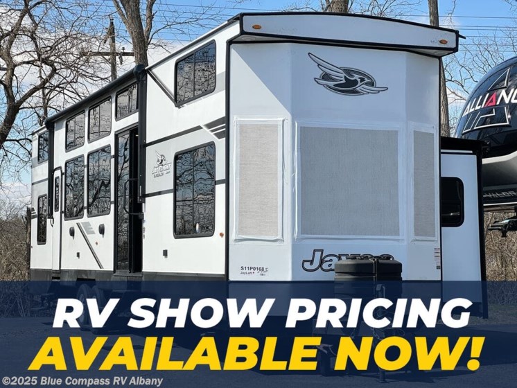 New 2025 Jayco Jay Flight Bungalow JayLoft available in Latham, New York