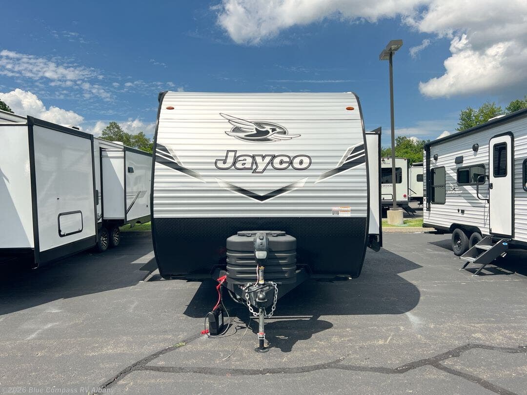 New 2026 Jayco Jay Flight SLX 261BHS available in Latham, New York