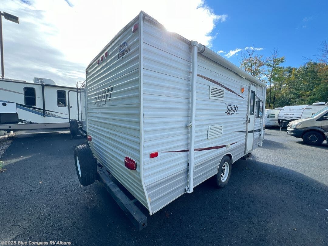 Used 2011 Jayco Jay Flight Swift SLX 184BH available in Latham, New York