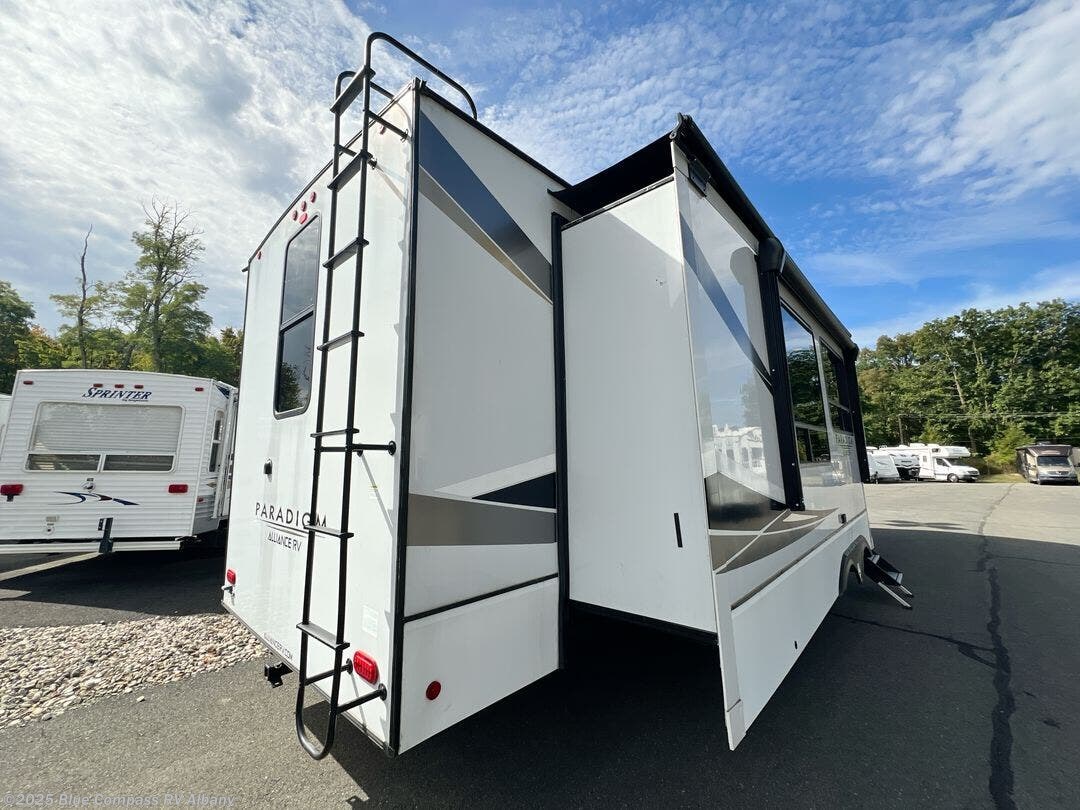 2022 Paradigm 372RK by Alliance RV from Blue Compass RV Albany in Latham, New York