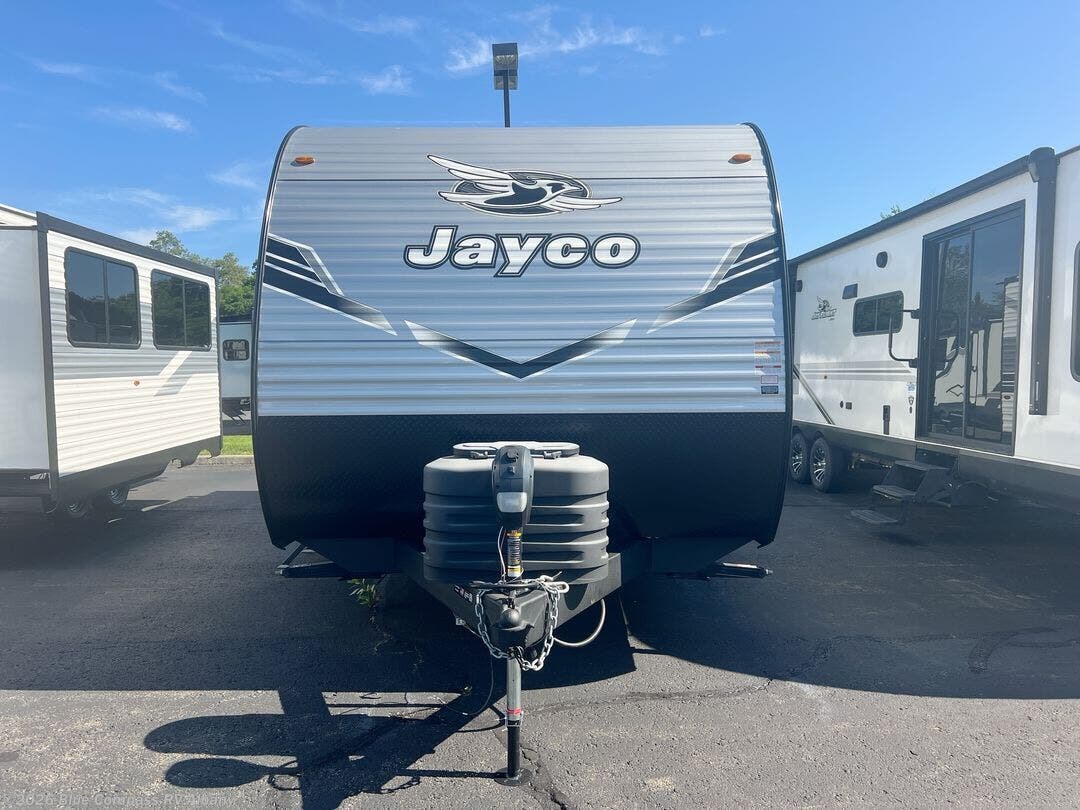 New 2026 Jayco Jay Flight SLX 210QB available in Latham, New York