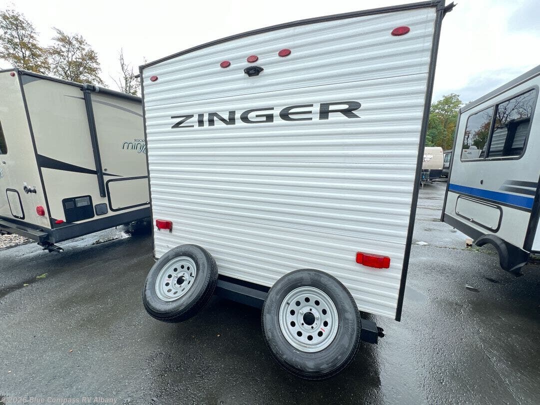 2026 Zinger Lite 18BH by CrossRoads from Blue Compass RV Albany in Latham, New York