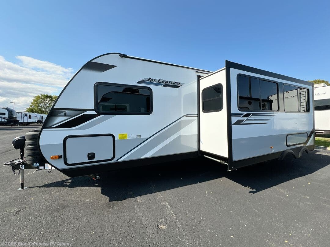 2025 Jay Feather 29BHB by Jayco from Blue Compass RV Albany in Latham, New York