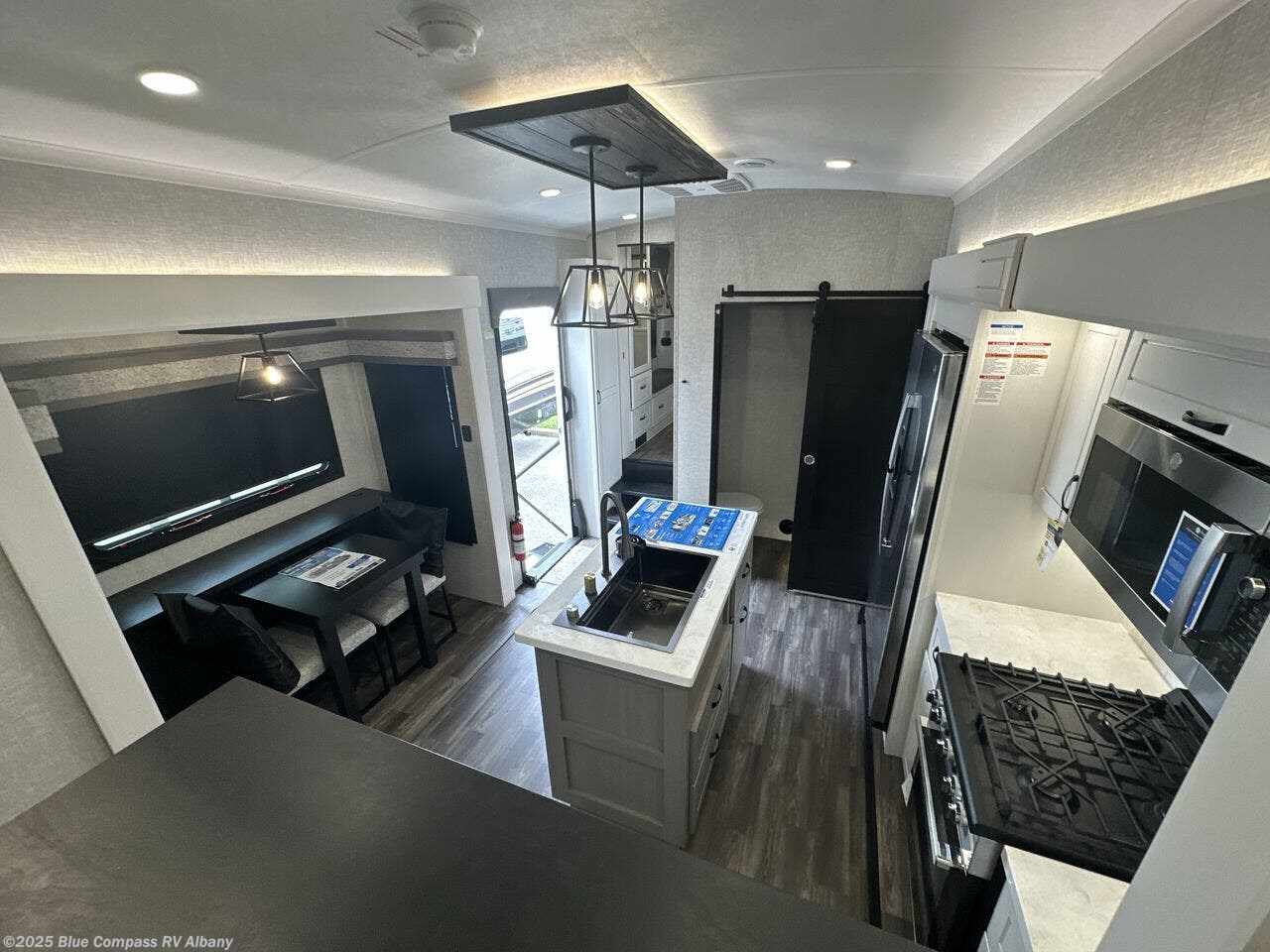 2025 North Point 382FLRB by Jayco from Blue Compass RV Albany in Latham, New York