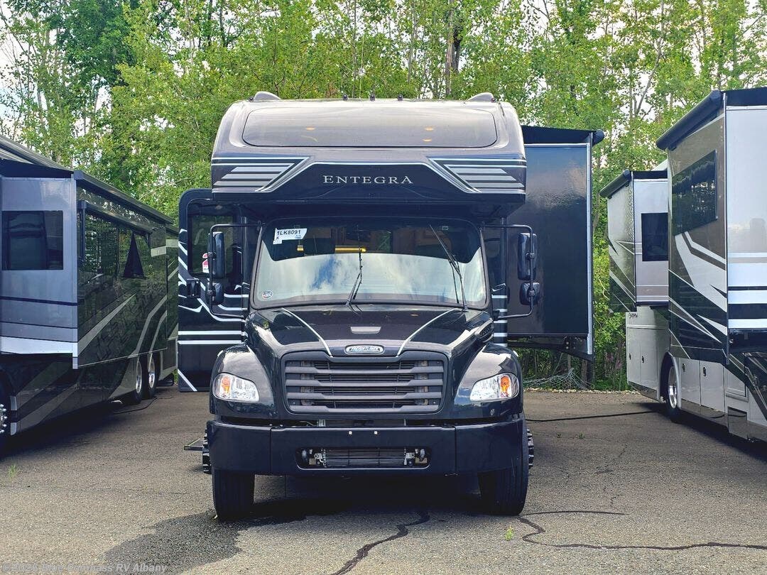 New 2026 Entegra Coach Accolade 37K available in Latham, New York