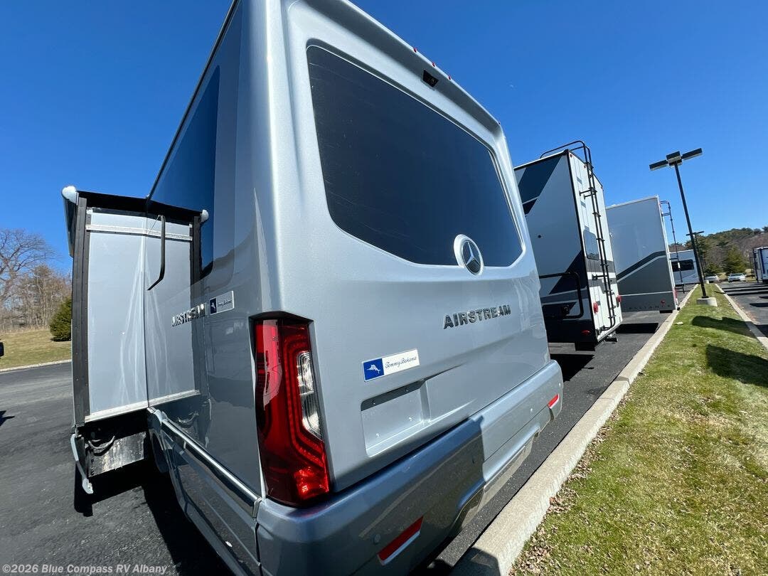 2026 Atlas 25MS Murphy Suite by Airstream from Blue Compass RV Albany in Latham, New York