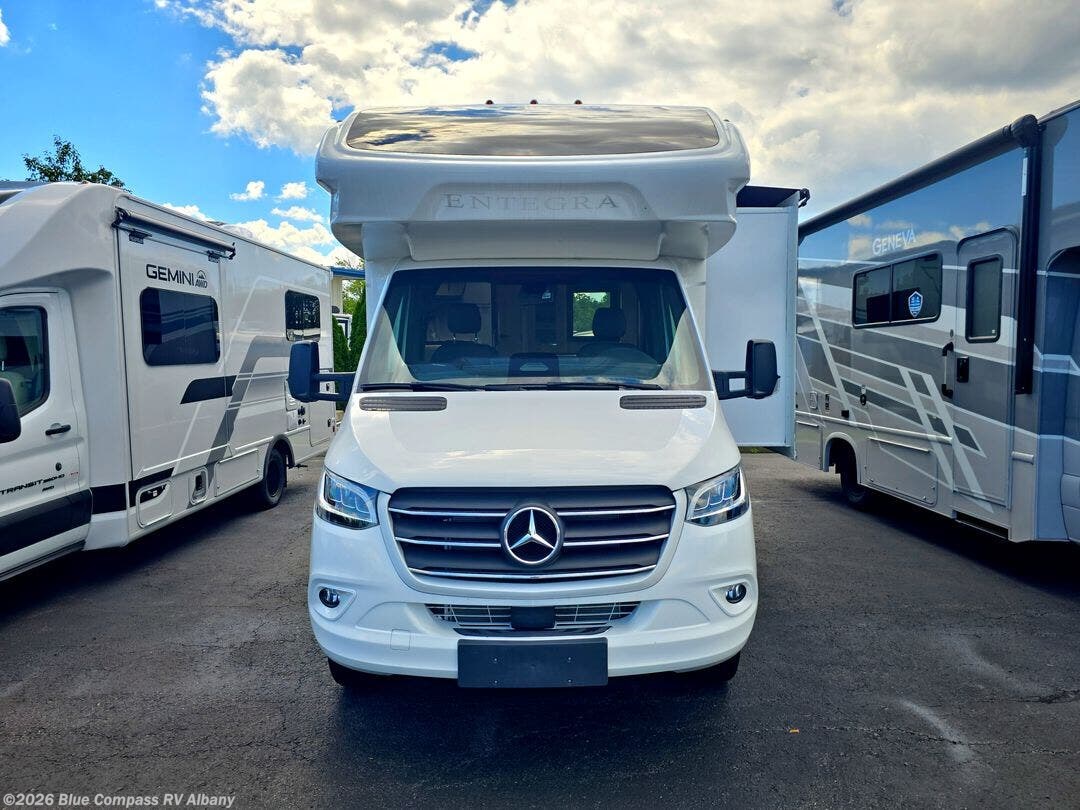 New 2026 Entegra Coach Qwest 25L available in Latham, New York