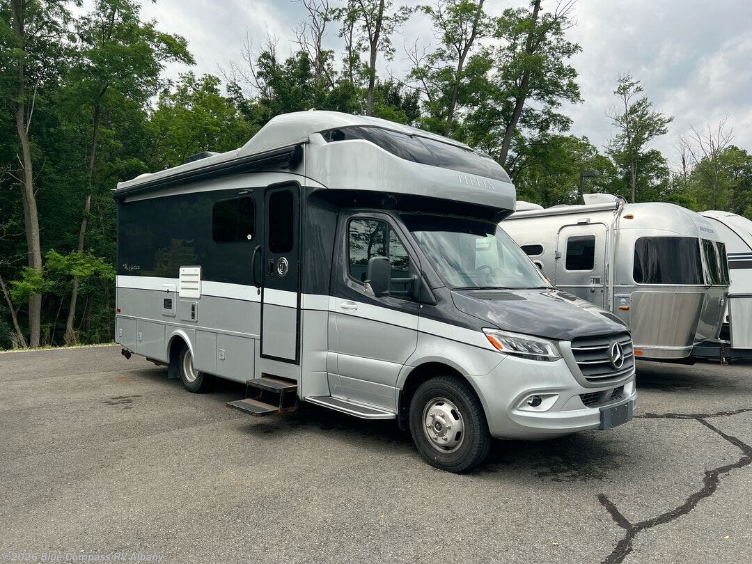 2020 Tiffin Wayfarer 25RW - Used Class C For Sale by Blue Compass RV Albany in Latham, New York features Slideout