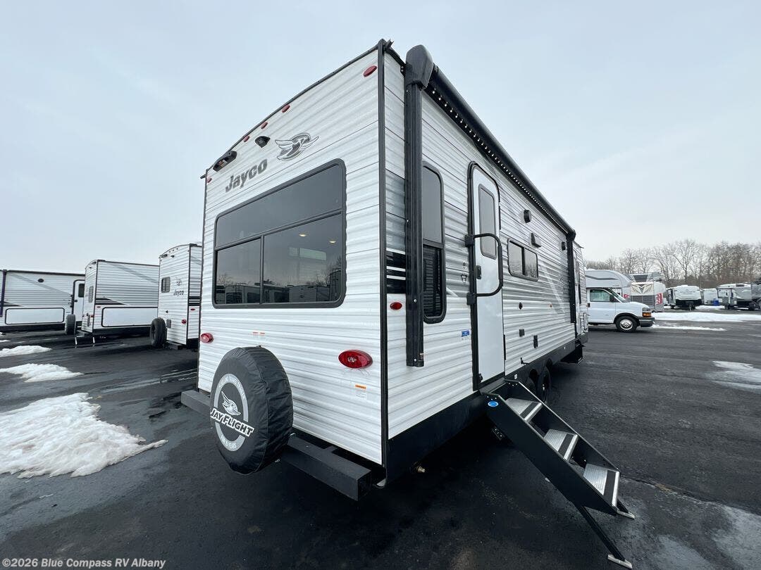 New 2026 Jayco Jay Flight SLX 262RLS available in Latham, New York