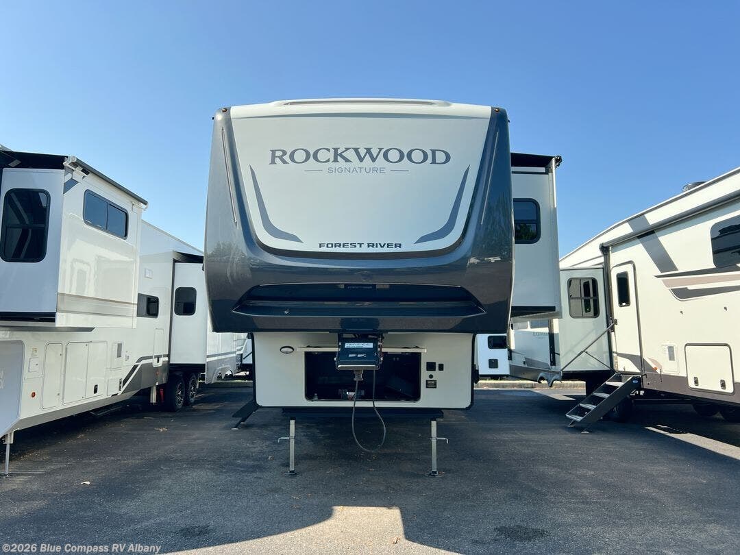 New 2026 Forest River Rockwood Signature 404SRK available in Latham, New York