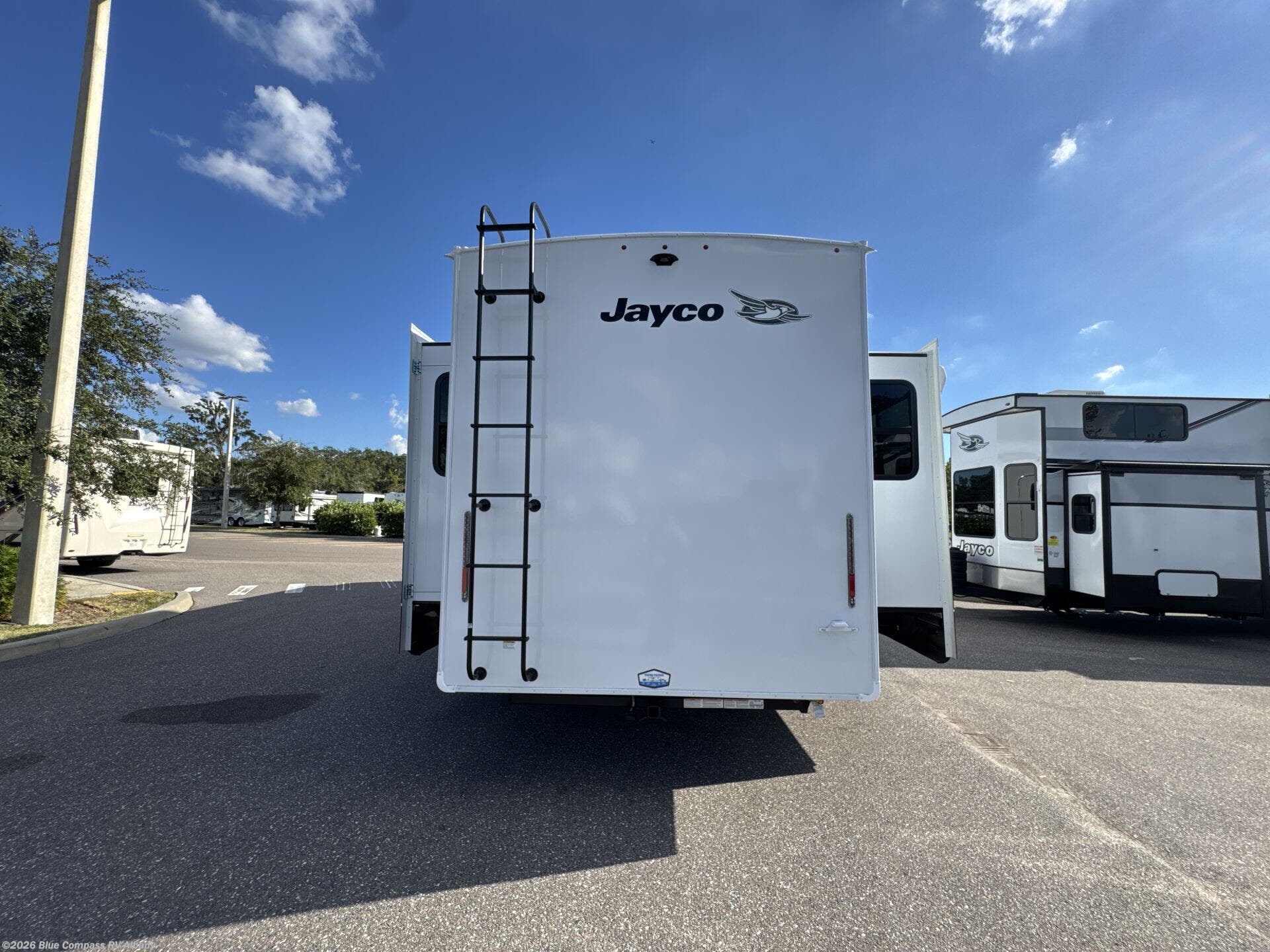 New 2026 Jayco Eagle 335LSTS available in Latham, New York