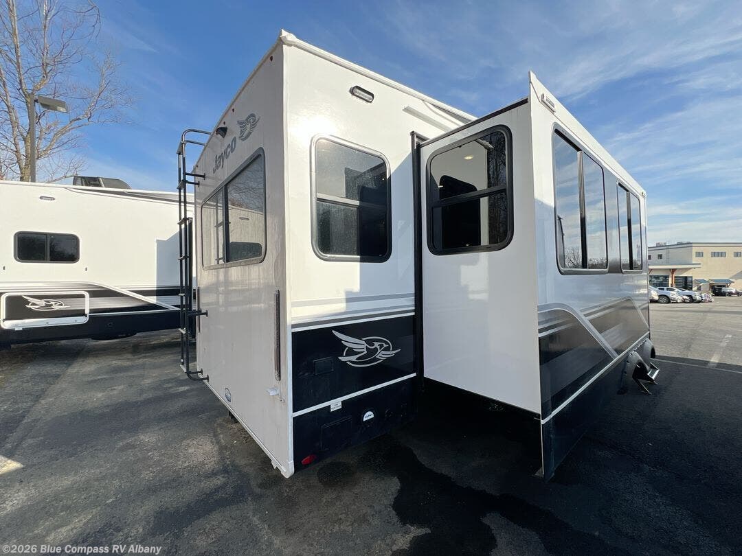 New 2026 Jayco Eagle HT 29RLC available in Latham, New York