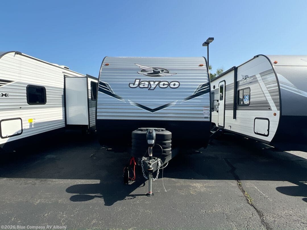 New 2026 Jayco Jay Flight SLX 210QB available in Latham, New York