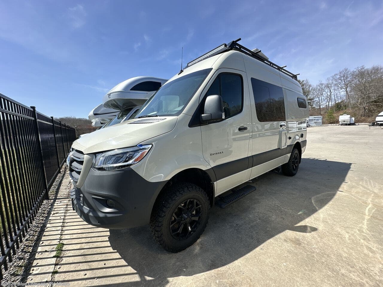 New 2025 Entegra Coach Launch 19Y available in Latham, New York