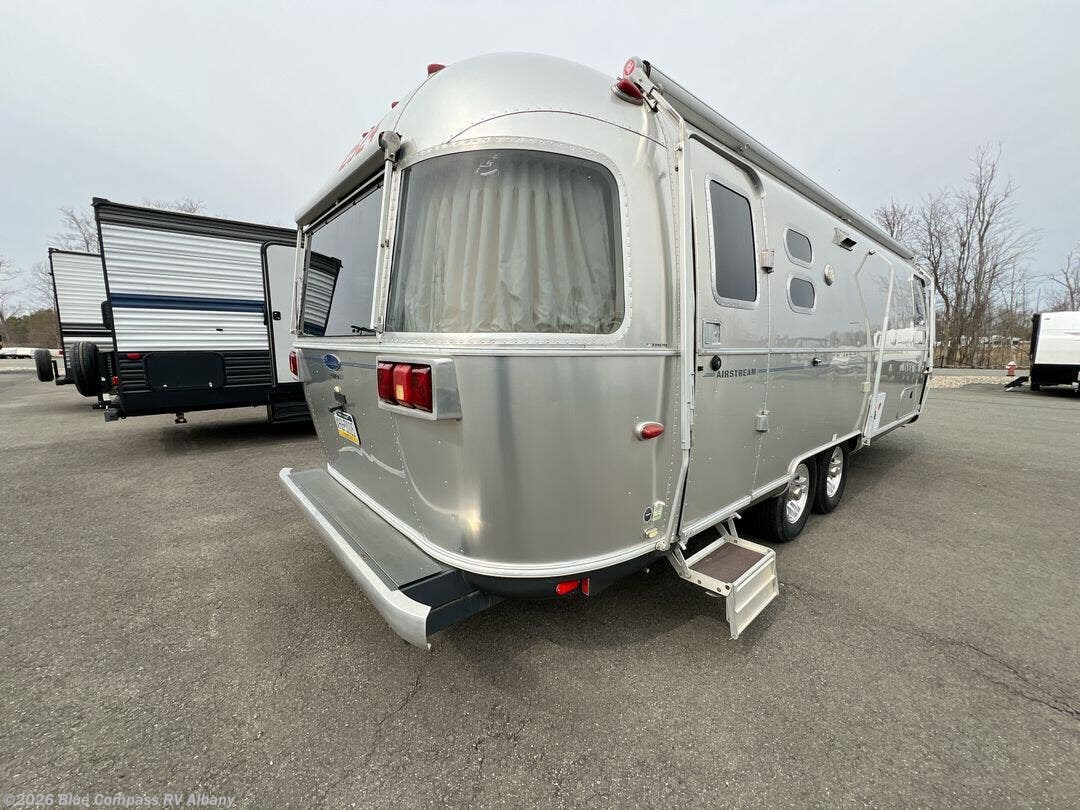 Used 2014 Airstream Classic 27FBQ available in Latham, New York