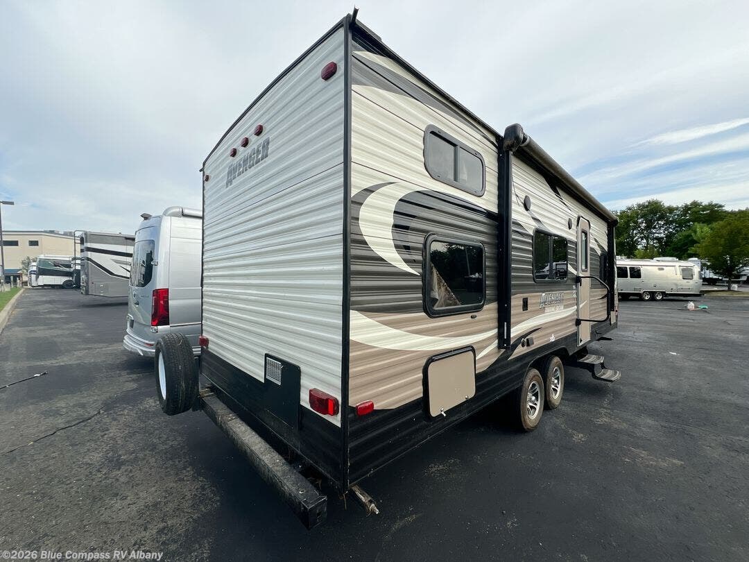 Used 2016 Prime Time Avenger 26BH available in Latham, New York
