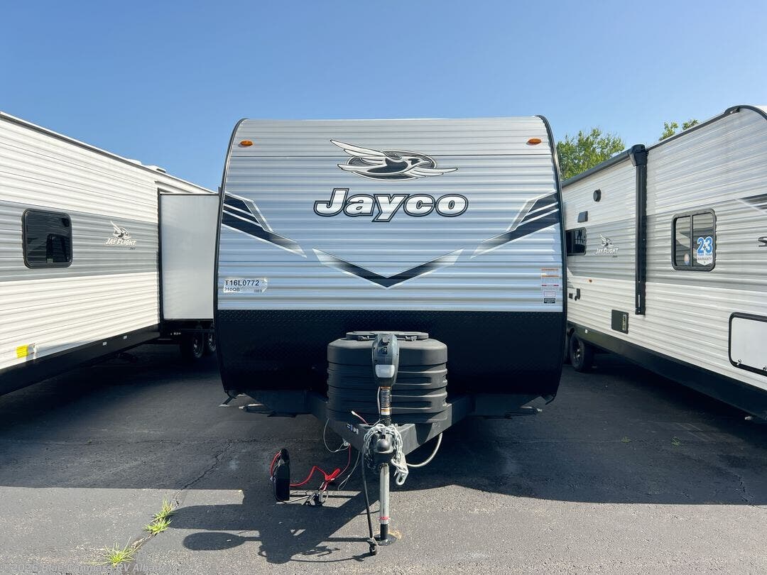 New 2026 Jayco Jay Flight SLX 210QB available in Latham, New York