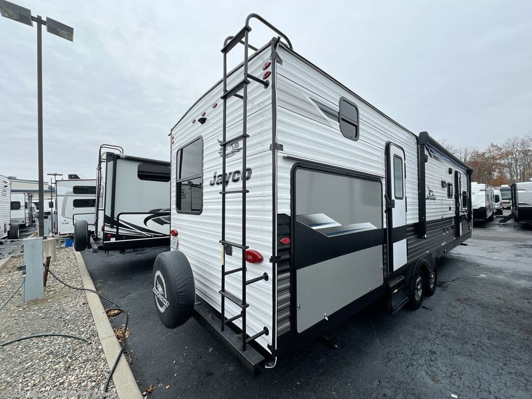 Used 2022 Jayco Jay Flight 32BHDS available in Latham, New York