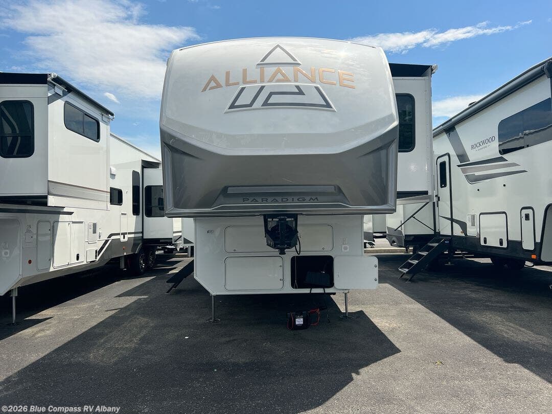 New 2026 Alliance RV Paradigm 395DS available in Latham, New York