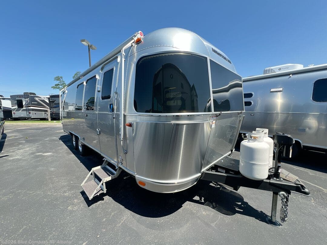 2026 Flying Cloud 28RB by Airstream from Blue Compass RV Albany in Latham, New York